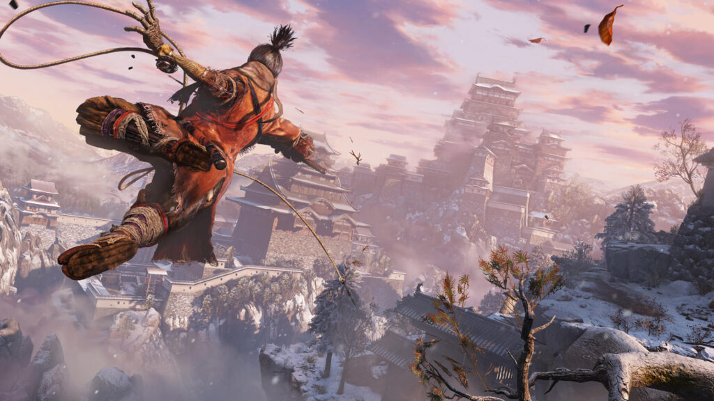 Sekiro springt mit dem Greifhaken vor einer verschneiten japanischen Burg