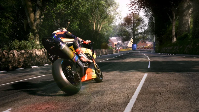 TT Isle of Man Ride on the Edge 3 Screenshot 1