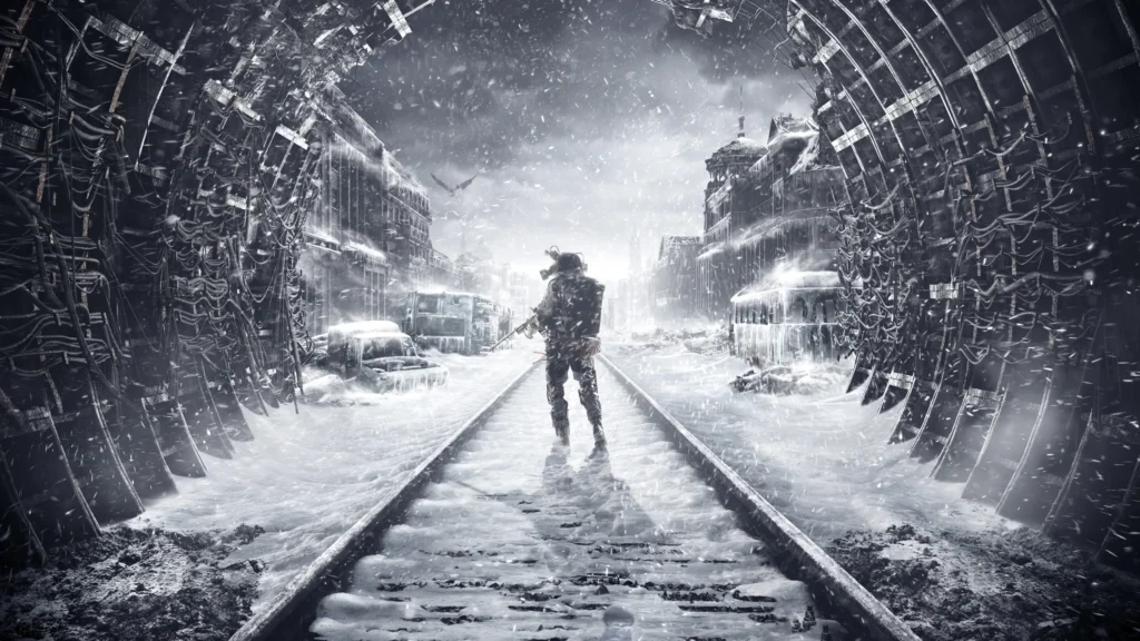Artyom steht mit seiner Waffe auf verschneiten Bahngleisen vor dem zerstörten Moskau.